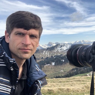 KOSTIANTYN T. - Freelance Camera Operator