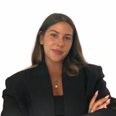 Mariana S. - Freelance Digital Marketer