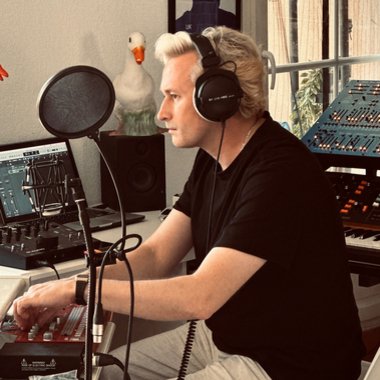 Max T. - Freelance Music Producer