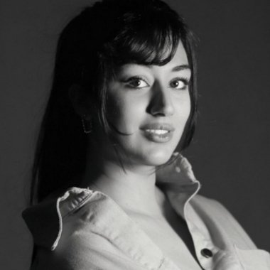 Shirin J. - Freelance Image Editor