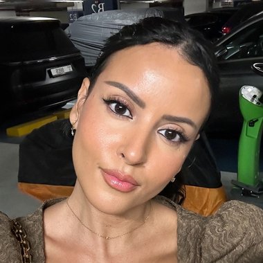 Meryem K. - Freelance Digital Marketer