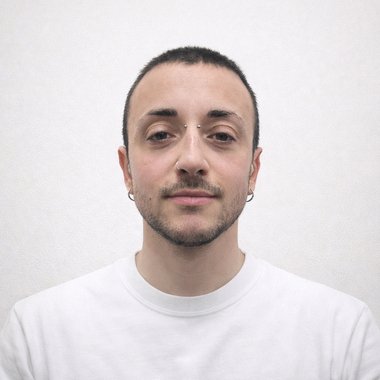 Gianluca L. - Freelance Graphic Designer