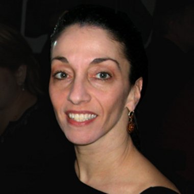 Roberta J. - Freelance Brand Designer