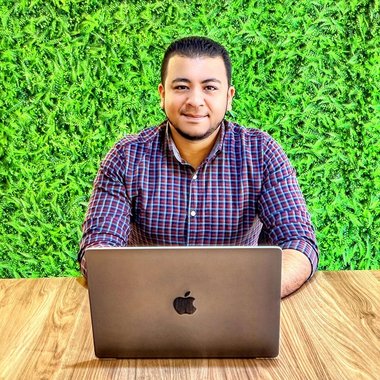 Mahmoud M. - Freelance Web Developer