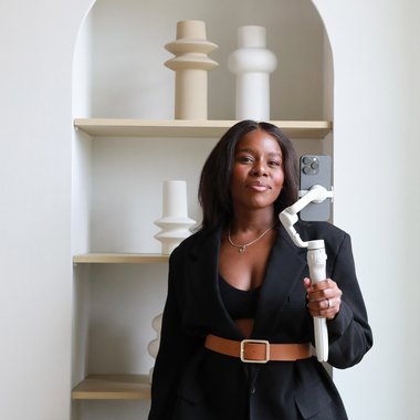 Melody B. - Freelance Social Media Manager