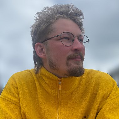 Robb S. - Freelance Web Designer