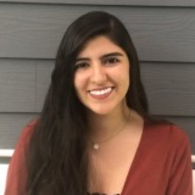 Fernanda J. - Freelance Designer