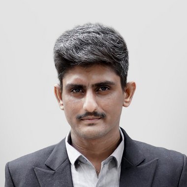 Raja A. - Freelance Graphic Designer