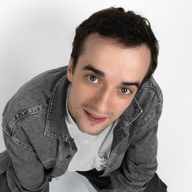 Grisha F. - Freelance Motion Graphic Designer