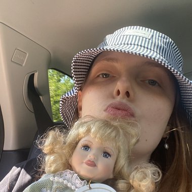 Rochelle A. - Freelance Illustrator