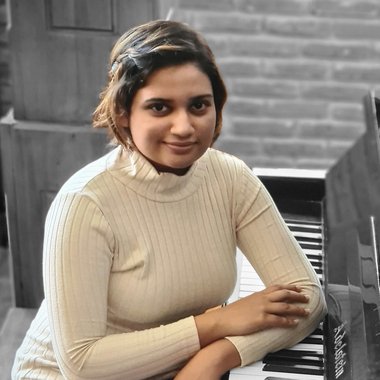 Savindhya W. - Freelance Pianist