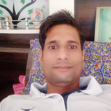 Chetan V. - Freelance Graphic Designer