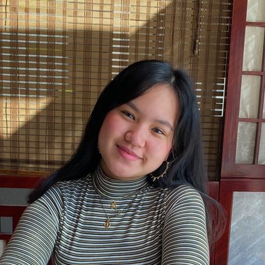 Lia - Freelance Flyer Designer