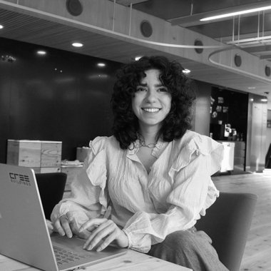 Pilar G. - Freelance Ui Designer