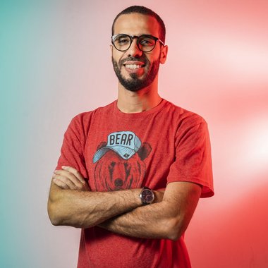 Amine O. - Freelance Infographic Designer