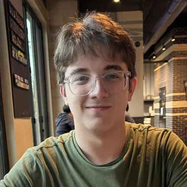 Dominic M. - Freelance Content Creator