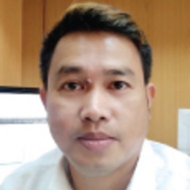 Dennis B. - Freelance Packaging Designer