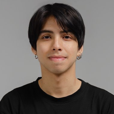 Maxwell F. - Freelance Social Media Freelancer