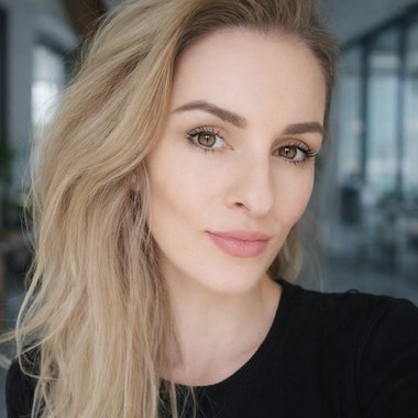 Veronika B. - Freelance Content Creator