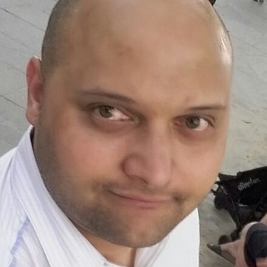 Erno N. - Freelance Web Developer