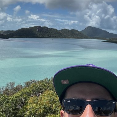 Hadi R. - Freelance Front End Developer