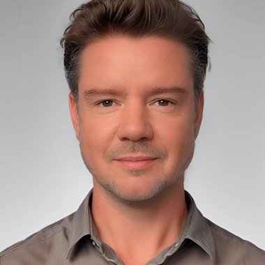 Florian M. - Freelance Post Production Supervisor