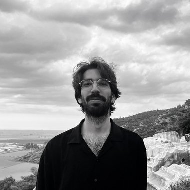 Kamil D. - Freelance Musician