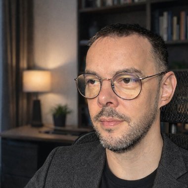 Marian T. - Freelance Ui Designer