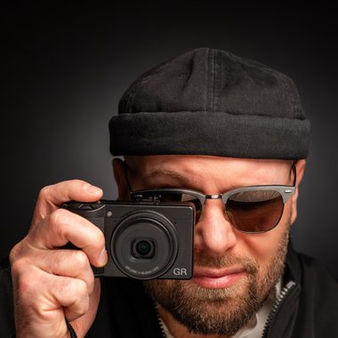 Damian B. - Freelance Photographer