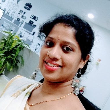 Reshma r. - Freelance Flyer Designer