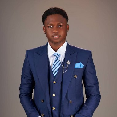 ISIAQ A. - Freelance Web Developer