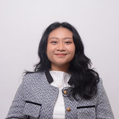 Teresia C. - Freelance Graphic Designer