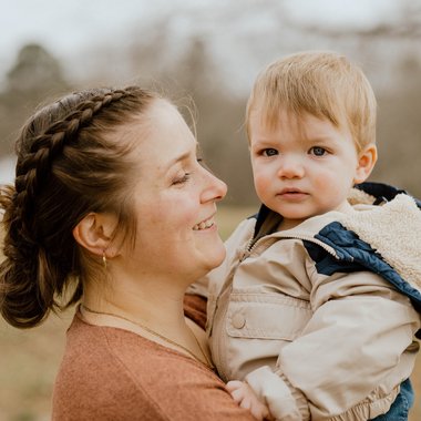 Elizabeth G. - Freelance Content Creator