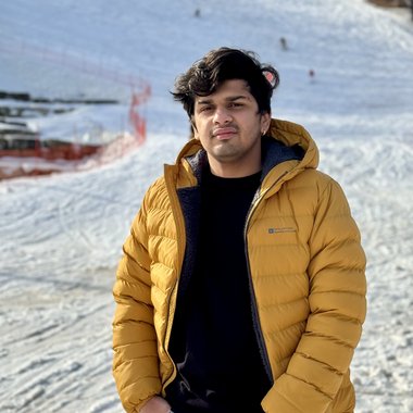 MANAV P. - Freelance Digital Marketer