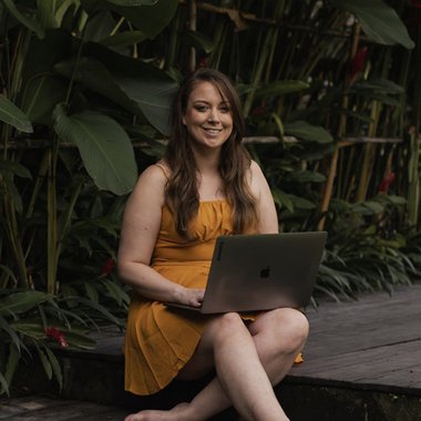 Corinne - Freelance Web Developer