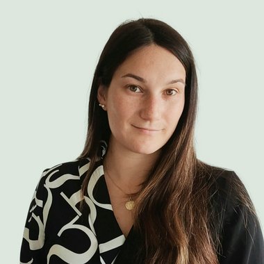 Estee D. - Freelance Web Designer