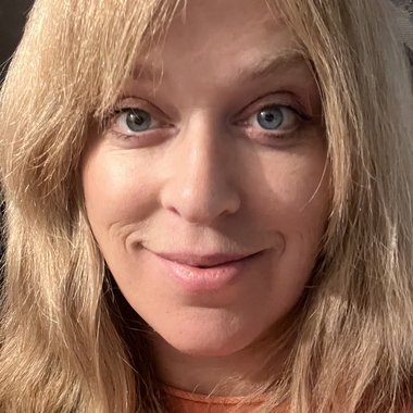 Erin M. - Freelance Video Editor