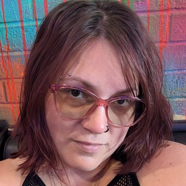 MARISSA W. - Freelance Social Media Freelancer