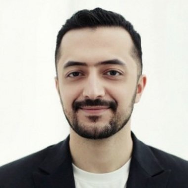 Ashkan B. - Freelance Web Developer