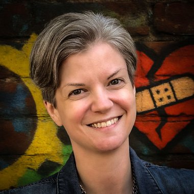 Lindsay P. - Freelance Digital Producer