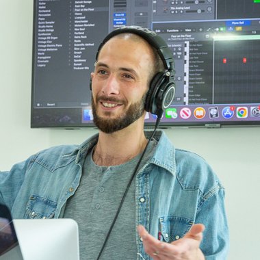 Davit D. - Freelance Music Producer
