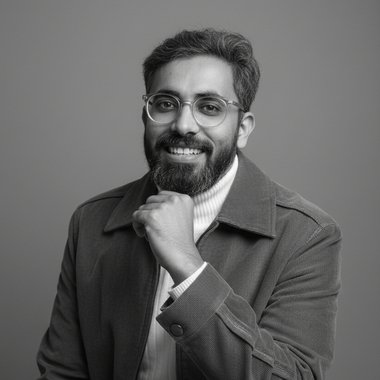 Akash B. - Freelance Pitch Deck Designer