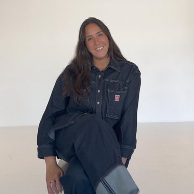 Adriana G. - Freelance Graphic Designer