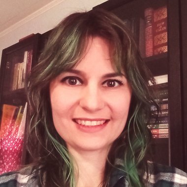 Amy A. - Freelance Designer