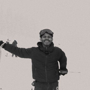 Raiz - Freelance Videographer