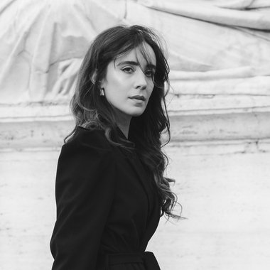 Joëlle C. - Freelance Graphic Designer