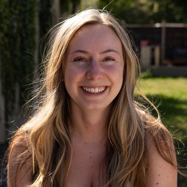 CHARLOTTE W. - Freelance Content Creator