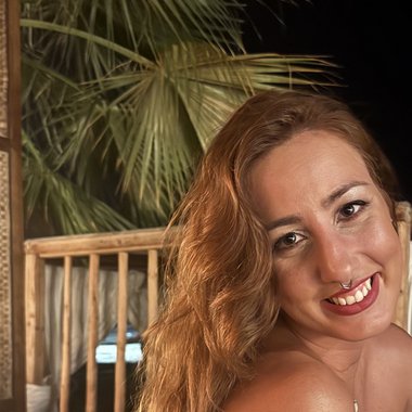 Vaia T. - Freelance Dancer