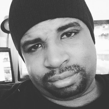 Edwin C. - Freelance Digital Marketer