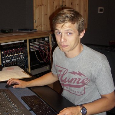 Ezra S. - Freelance Mastering Engineer